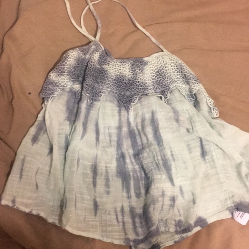 cute American Eagle tie dye top!